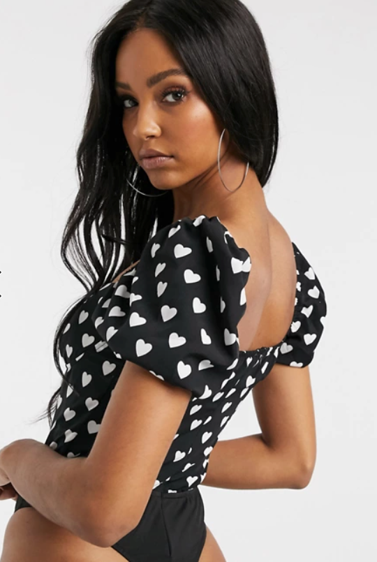 Sweetheart Bodysuit With Puff Sleeve In Mono Heart Print
